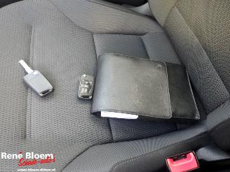 Volkswagen Golf 1.0 TSI Comfortline 5drs picture 18