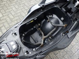 Yamaha  T-Max 530 DX picture 10