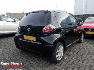 Damaged car Toyota Aygo 1.0-12V Access Airco 5drs 2010/6