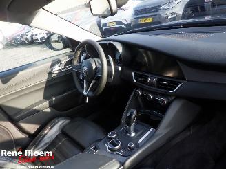 Alfa Romeo Giulia 2.0 T AWD Veloce Q4 picture 15