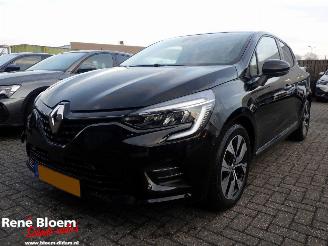 skadebil auto Renault Clio 1.0 TCE 90 Evolution 2023/2