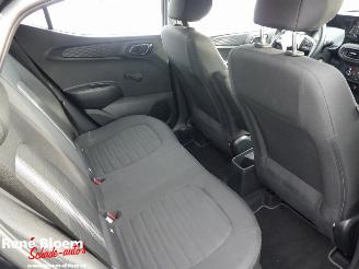 Hyundai I-10 1.0 Comfort 5drs picture 14