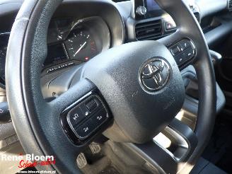 Toyota Proace CITY 1.5 D-4D Prof picture 18