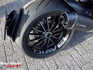 Ducati Diavel 1200 AMG picture 14