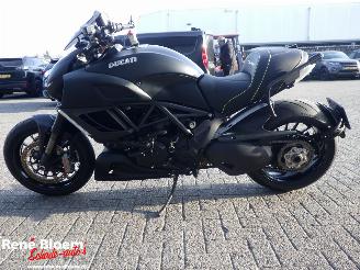 Ducati Diavel 1200 AMG picture 2