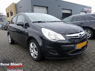Opel Corsa 1.4-16V Design Edition picture 2