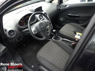 Opel Corsa 1.4-16V Design Edition picture 15