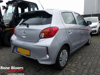 krockskadad bil auto Mitsubishi Space-star 1.2 Cool+ 2021/12