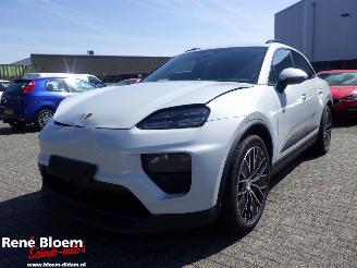 Schadeauto Porsche Macan 4S 100kWh 448pk Full Option 2025/7