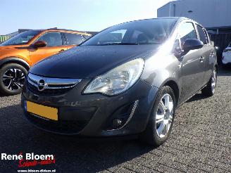 skadebil auto Opel Corsa 1.4-16V 5drs Airco 2011/6