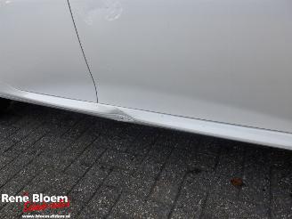 Peugeot 208 1.2 PureTech Active 5drs Navi picture 7