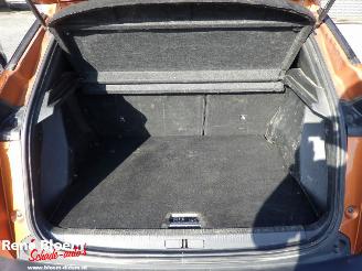 Peugeot 2008 1.2 PureTech Allure 131pk Autom picture 11