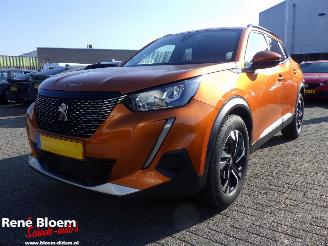 skadebil auto Peugeot 2008 1.2 PureTech Allure 131pk Autom 2022/2