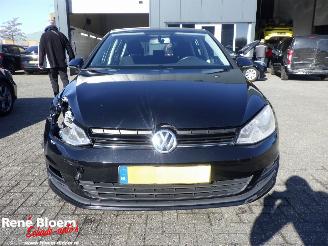 Volkswagen Golf 1.2 TSI Trendline 5drs picture 3