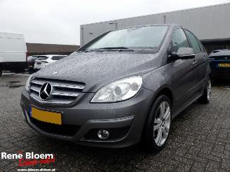 Vaurioauto  passenger cars Mercedes B-klasse 160 Blue EFFICIENCY BUSINESS 2009/9