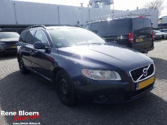 Volvo V-70 1.6 D2 Momentum Automaat picture 5