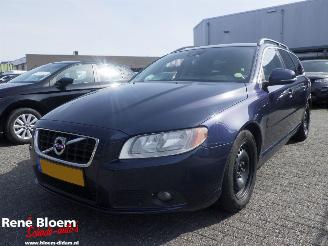 krockskadad bil auto Volvo V-70 1.6 D2 Momentum Automaat 2012/10