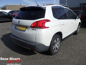 krockskadad bil auto Peugeot 2008 1.2 PureTech Style Airco 2015/2