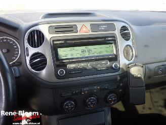 Volkswagen Tiguan 2.0 TDI 4motion 140pk Automaat picture 14