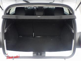 Dacia Sandero 1.0 TCE 90 Comfort Airco picture 10