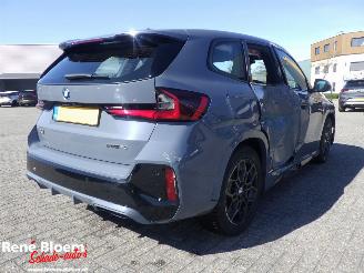 BMW iX1 eDrive20 67kWh 204pk M-pakket Automaat picture 4