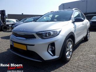 Vaurioauto  passenger cars Kia Stonic 1.0 T-GDI MHEV Dynamic 2022/1