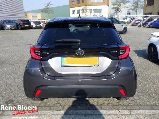 Toyota Yaris 1.5 Hybrid 115 Dynamic picture 3