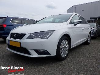 Coche accidentado Seat Leon ST 1.6 TDI Style Connect 110pk 2017/1