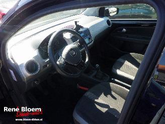 Volkswagen Up! 1.0 BMT High Up 5drs a-camera picture 16