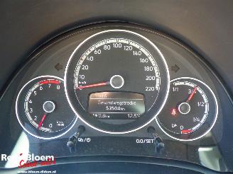 Volkswagen Up! 1.0 5drs Clima picture 17