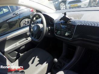 Volkswagen Up! 1.0 5drs Clima picture 12