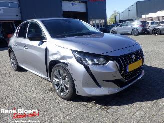 Peugeot e-208 EV Allure Pack Automaat 50kWh Navi picture 2