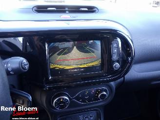 Renault Twingo 1.0 SCe Intens 5drs Navi Clima picture 17