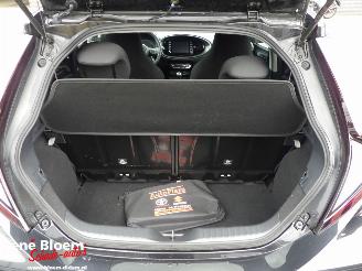 Toyota Aygo X 1.0 VVT-i MT First 5drs picture 15