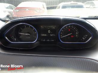 Peugeot 2008 1.2 vtI Allure Pack Premium Plus Automaat picture 21