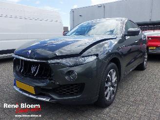 Schadeauto Maserati Levante 3.0 V6 D AWD 275pk Aut 2017/1