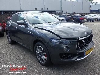 Maserati Levante 3.0 V6 D AWD 275pk Aut picture 5