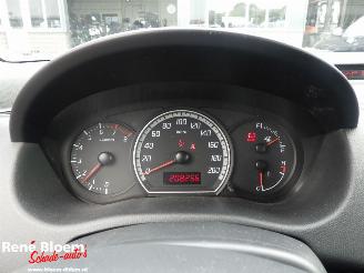 Suzuki Swift 1.5 Exlusive 102pk 5drs Airco picture 15