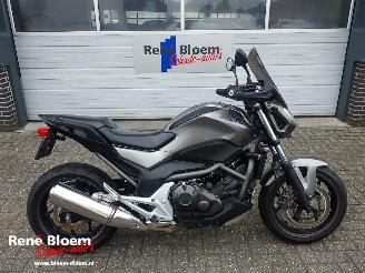 Schade motor Honda NC 700 S  2012/9