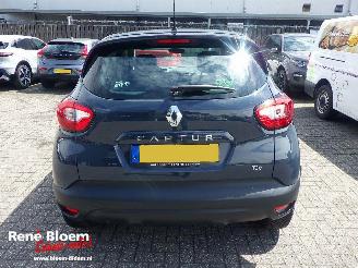 Renault Captur 0.9 TCE Expression CLima 5drs picture 6