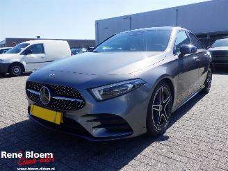 skadebil auto Mercedes A-klasse 180 Premium Plus 2023/5