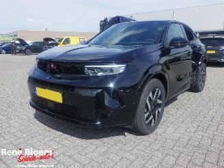 Vaurioauto  passenger cars Opel Mokka 1.2 Turbo Hybrid GS Automaat 136pk 2026/2