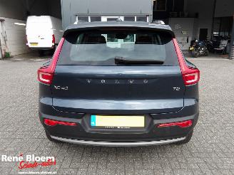 Volvo XC40 1.5 T2 Momentum Business picture 3