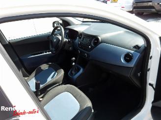Hyundai I-10 1.0i i-Motion Comfort 5drs picture 14