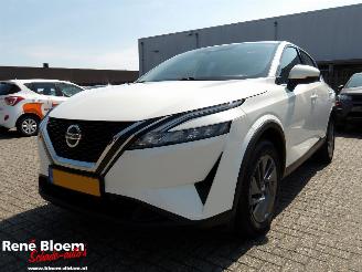 Unfallwagen Nissan Qashqai 1.3 MHEV Business Acces 2022/4