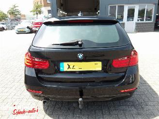 BMW 3-serie 318d Executive 142pk Aut picture 3