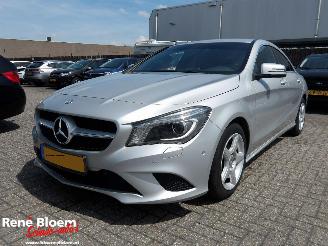 Vaurioauto  passenger cars Mercedes Cla-klasse 220 CDI Ambition 170pk Aut 2013/4