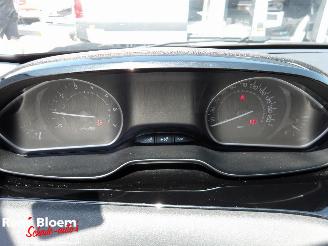 Peugeot 208 1.2 PureTech Active picture 14