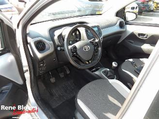 Toyota Aygo 1.0 VVT-i x-now picture 13