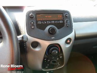 Toyota Aygo 1.0 VVT-i x-now picture 15